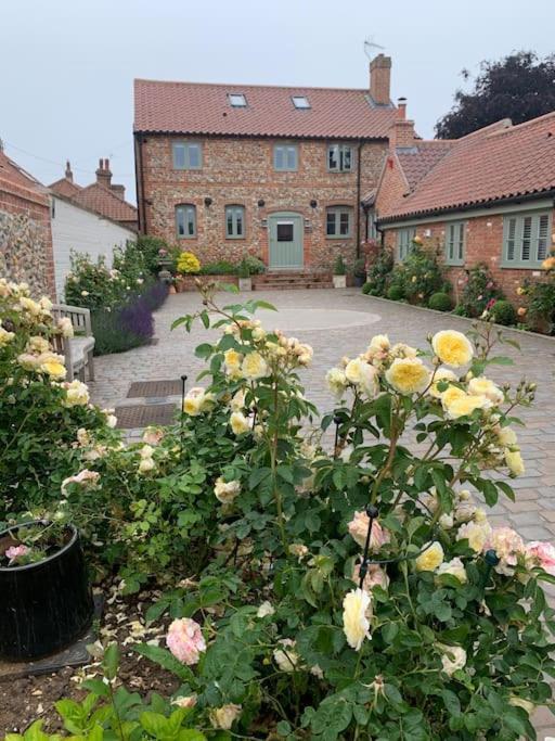 Idyllic Rural Retreat - Stunning 2 Bed Annex. Villa Wood Norton Bagian luar foto
